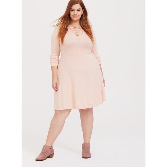 NWT Torrid Blush Pink Mini Sweater Cross Front Skater Dress V-Neck Size Large 12 - Picture 1 of 9